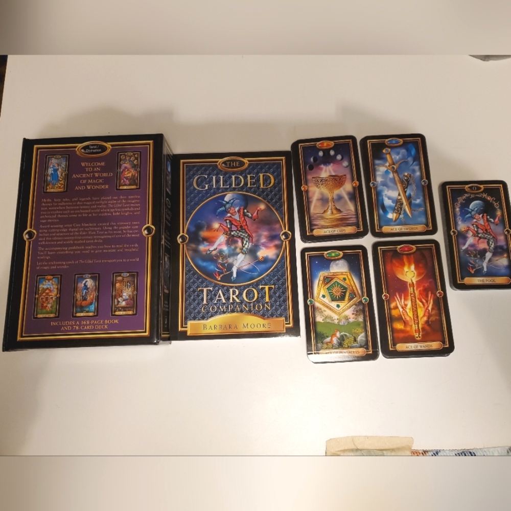 Tarot deck - Picture 5 of 10